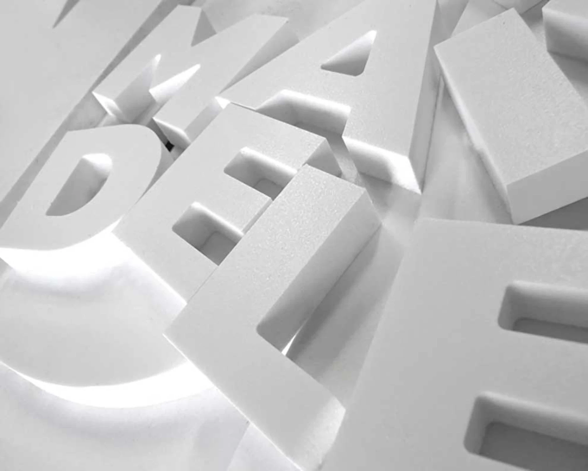 Pantographes Cielle CNC pour la communication visuelle